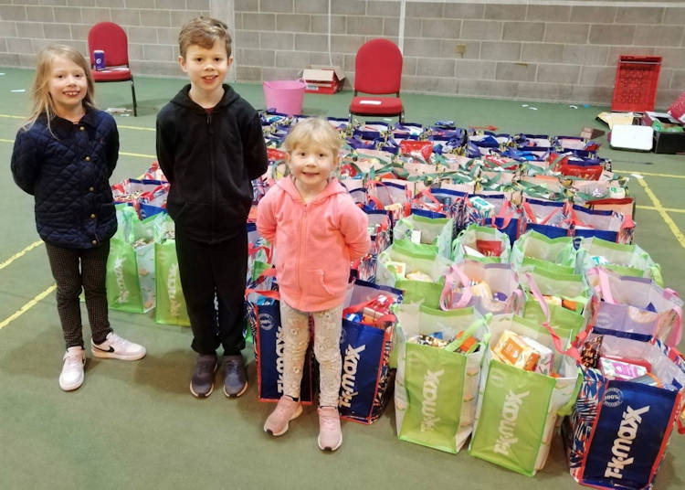 Norwich church give hampers to NHS and families